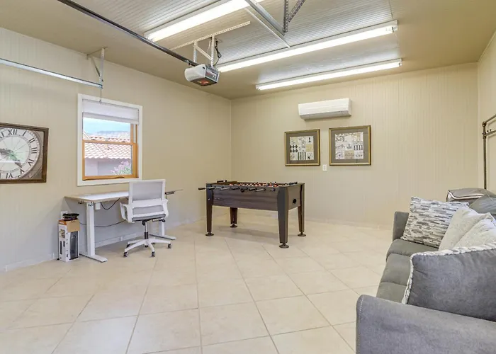 1/2 Mi To Airport Mesa! Hot Tub Haven W/ Mtn Views Sedona